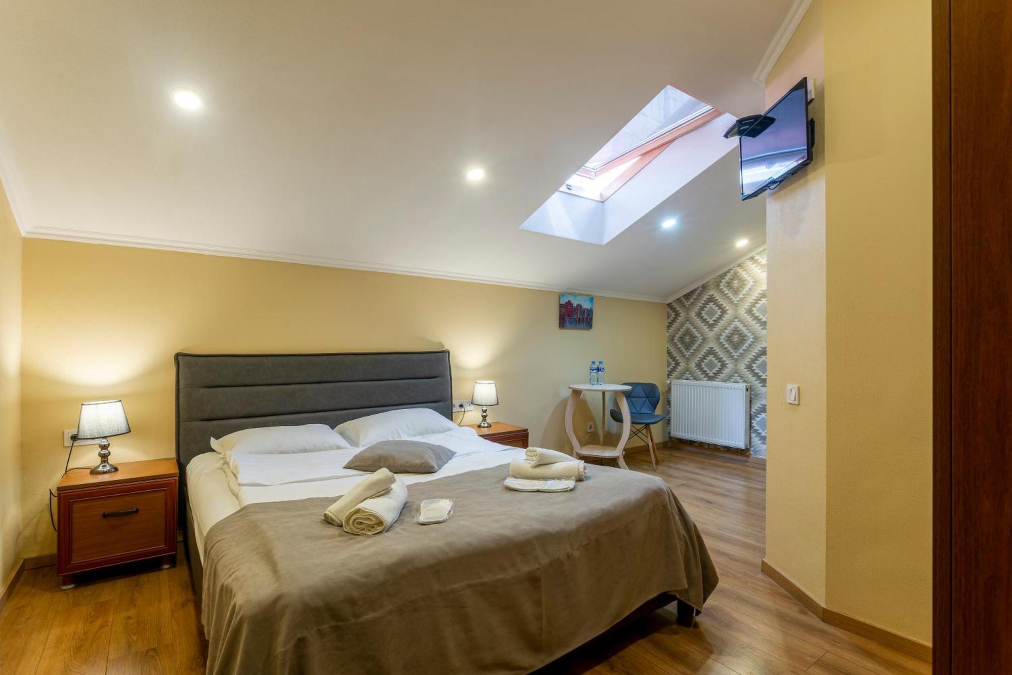 Hotel Middleton Тбілісі Екстер'єр фото