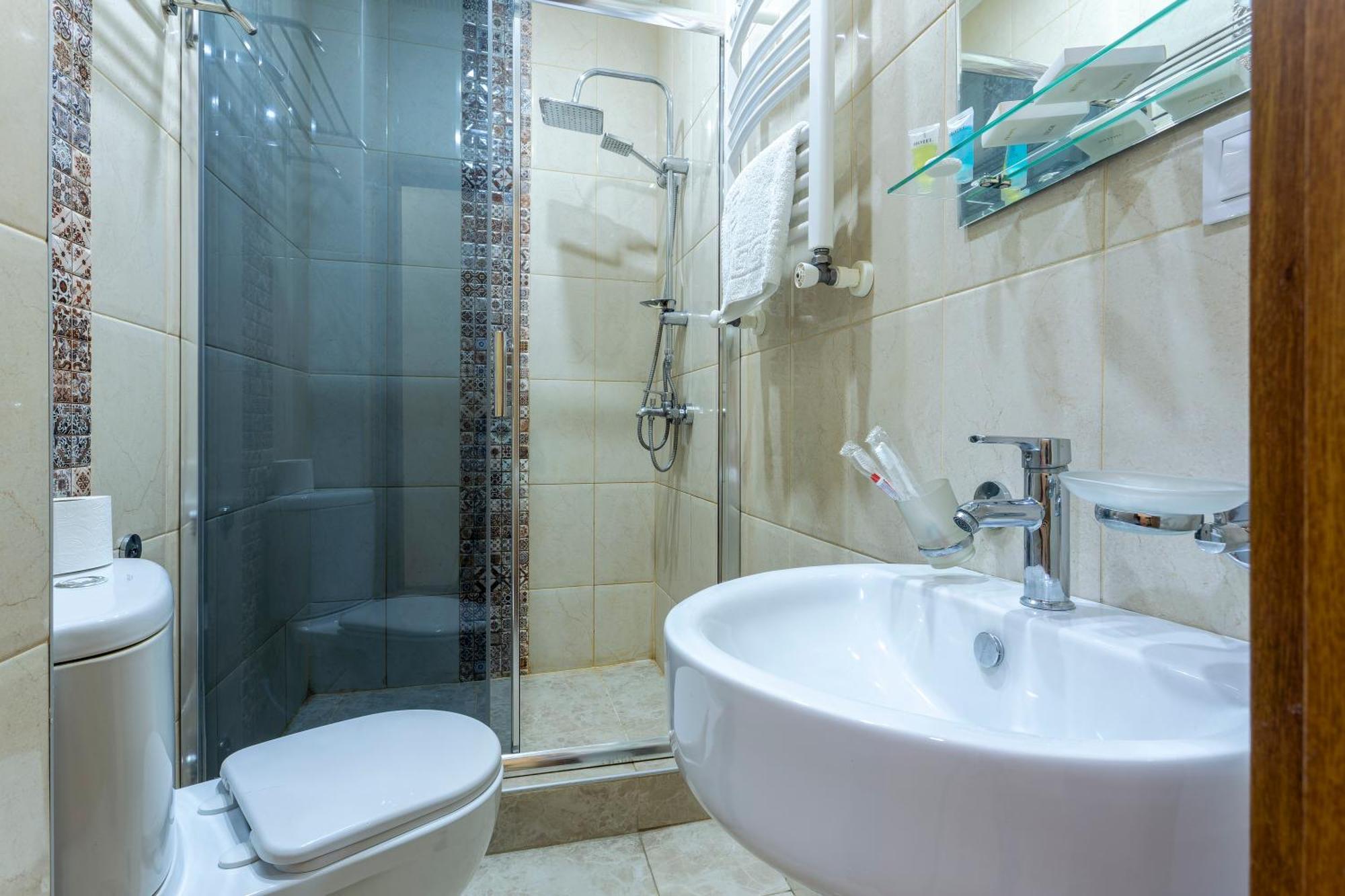 Hotel Middleton Тбілісі Екстер'єр фото